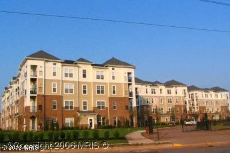 1st image of 3850 Lightfoot St Unit 352