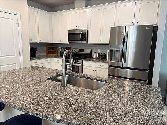 3rd image of 13057 Cottage Crest Ln