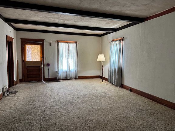 2nd image of 358 Wilson Ave