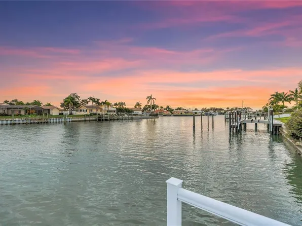 4114 42nd Ave S, Saint Petersburg, FL 33711