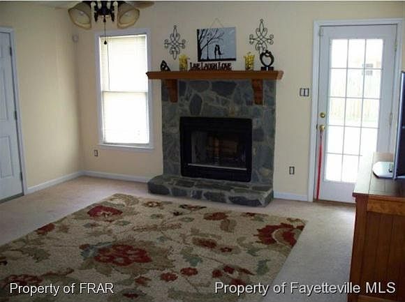 2nd image of 107 Live Oak Dr