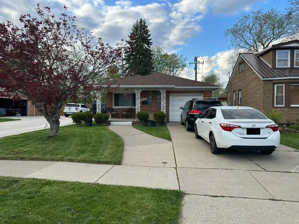 25036 Rouge River Dr, Dearborn Heights, MI 48127