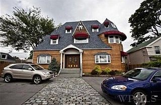1st image of 610 City Island Ave