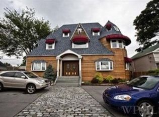 610 City Island Ave, Bronx, NY 10464