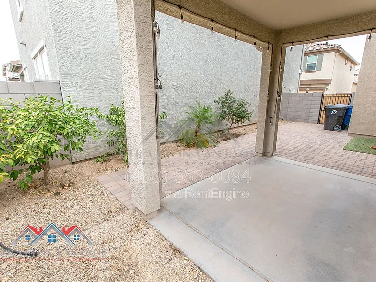 11689 N 166th Dr — Photo 51