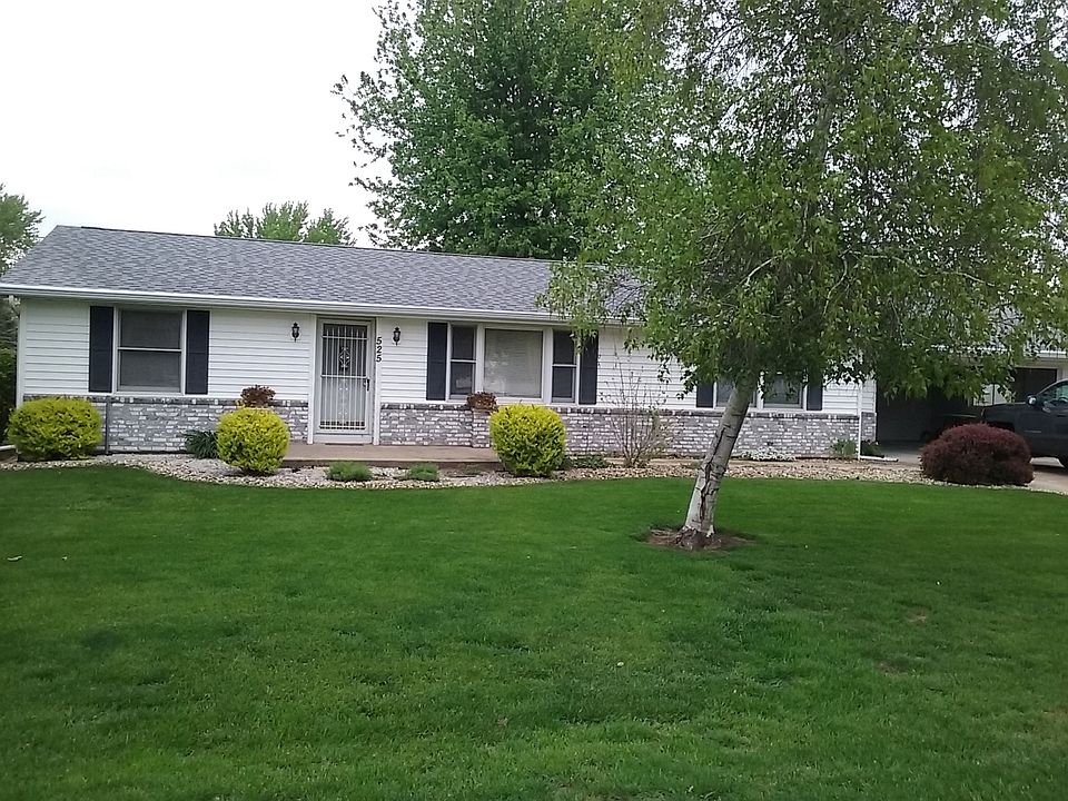 Front view facing Myrtle St.