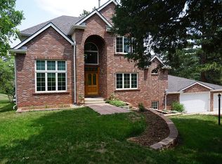 6045 S Pike Dr, Larkspur, CO 80118