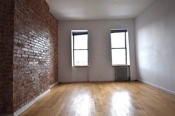 Rented by Bohemia Realty Group | media 11