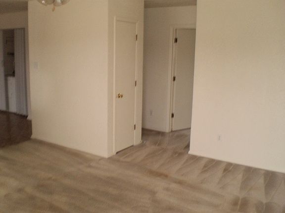 4th image of 1705 Benttree Dr APT C