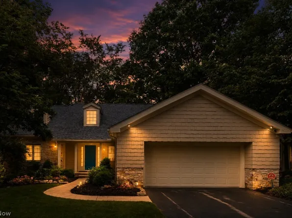 3445 E Glencoe Rd, Richfield, OH 44286