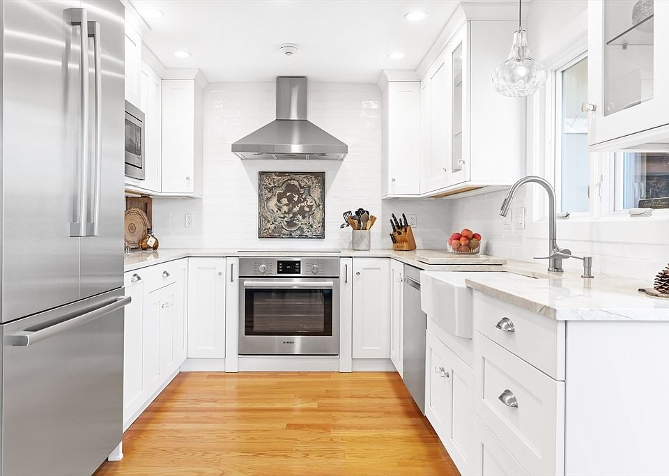 1st image of 66 Pleasant St #16