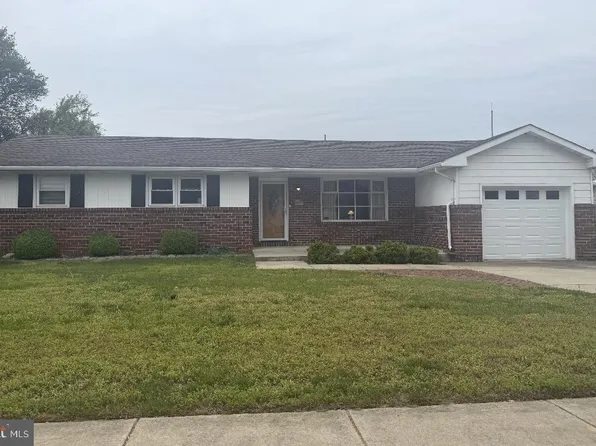77 Harmony Rd, Gibbstown, NJ 08027