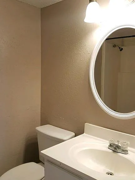 1020 Autumn Cir #A — Photo 15