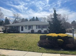 406 Glenway Rd, Glenside, PA 19038