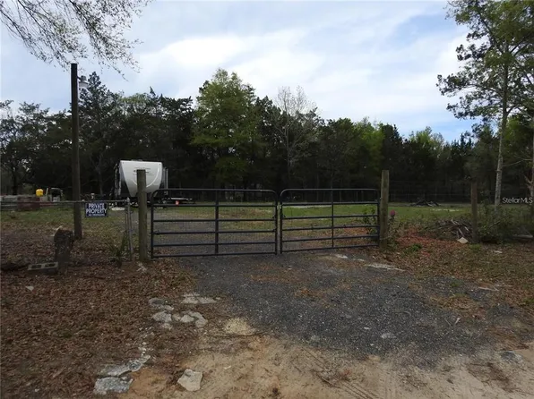 103 George Dr #15, Interlachen, FL 32148