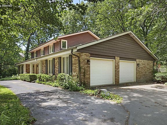 2nd image of 8730 Lakeshore DRIVE