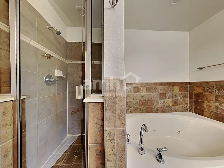 1831 Leann Ln — Photo 16