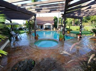 580 Rancho Rd, Thousand Oaks, CA 91362