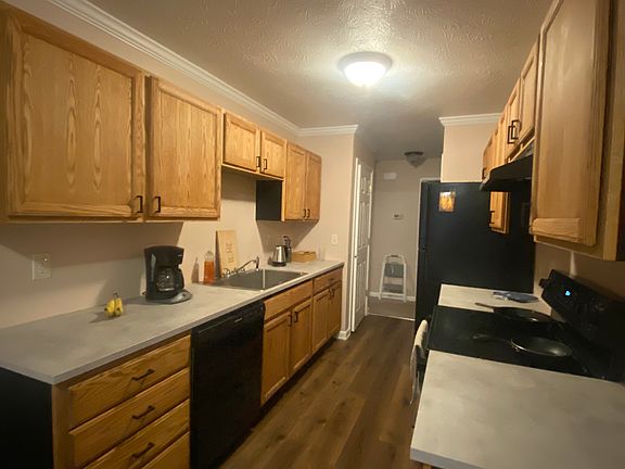 3rd image of 2119 N Bolton Ave