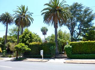 1727 Santa Barbara St, Santa Barbara, CA 93101