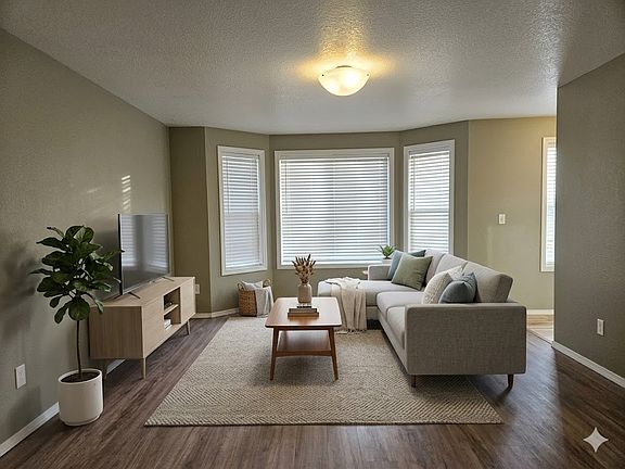 3rd image of 1945 N Monaco Way
