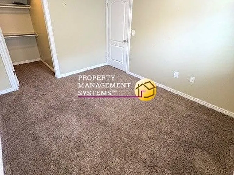 720 S Clearwater Falls Dr — Photo 19