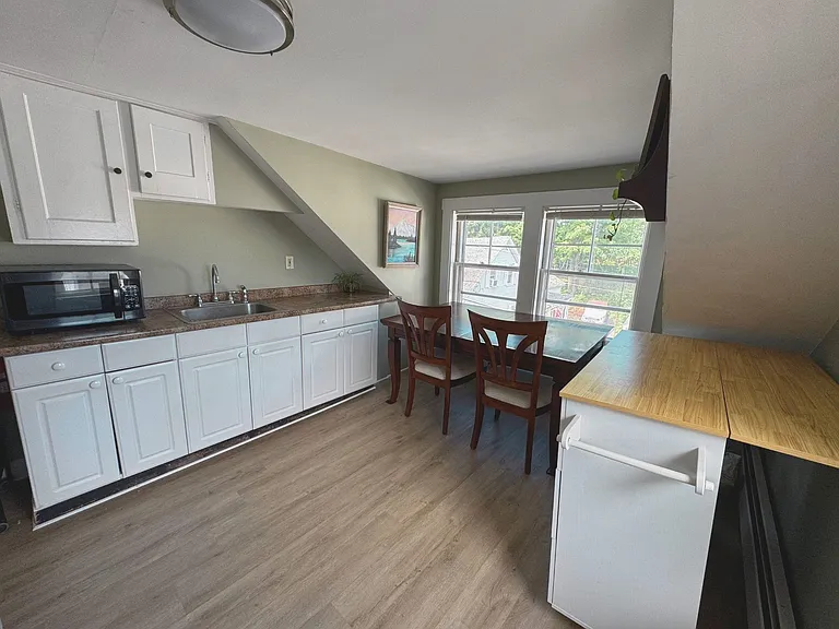 29 Central St #3 — Photo 9