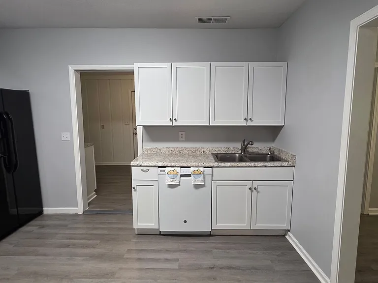 499 Central Ave — Photo 11