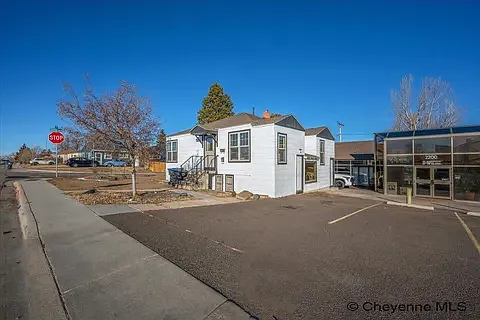 1501 Carbon Ave #A — Photo 2