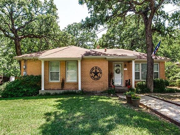 2nd image of 2808 Dennis Cir