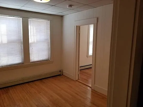 98 Apsley St Photo 1