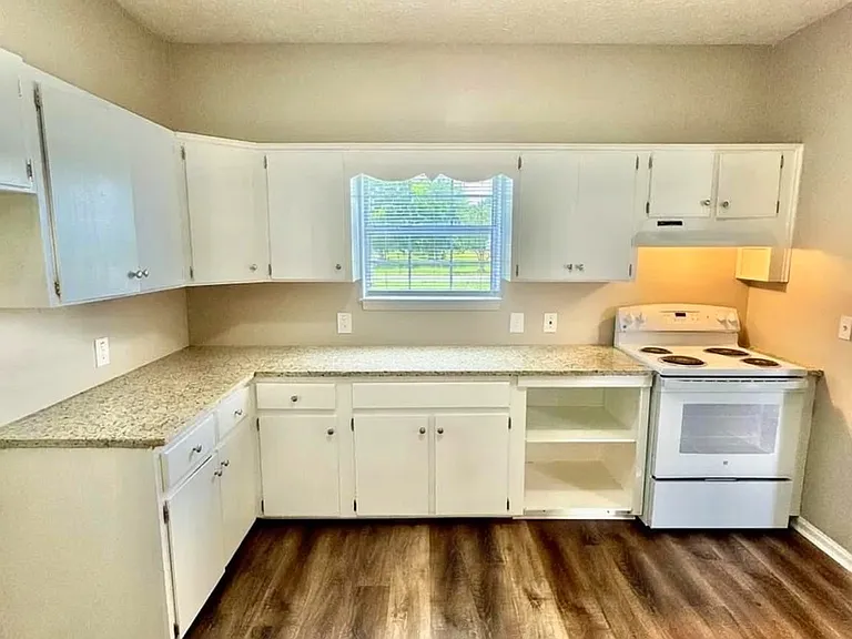 1514 Hogan Rd #MAIN — Photo 8