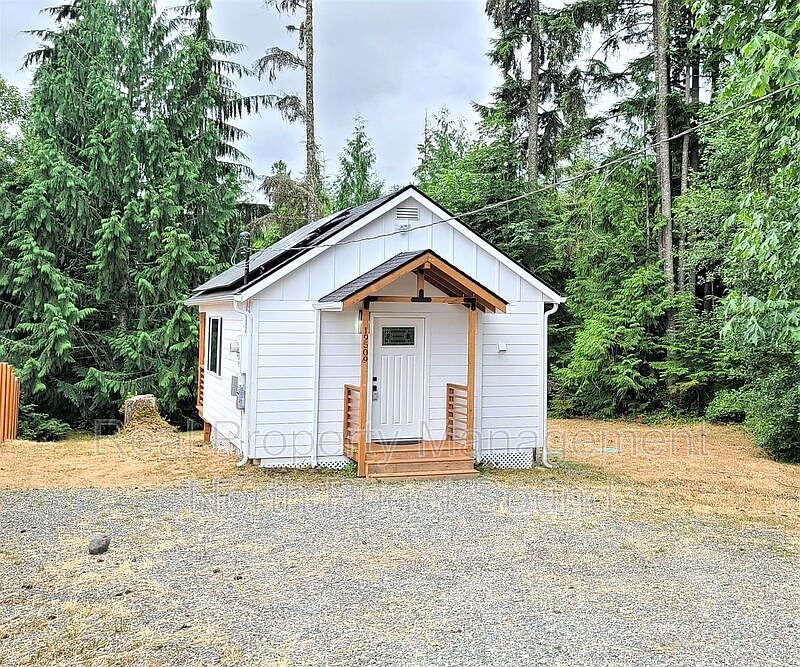1st image of 19509 131st Pl NE