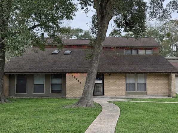 17915 Mossforest Dr, Houston, TX 77090