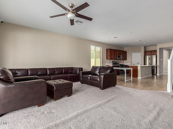 5th image of 2422 E SAINT ANNE Avenue
