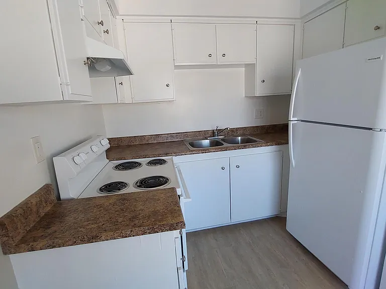 510 S Mariposa Ave #303 — Photo 8