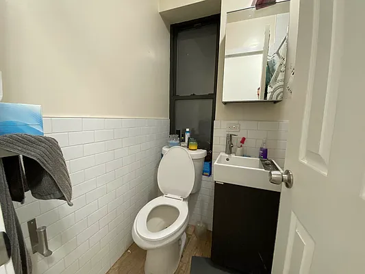 Rented by Corcoran | media 18