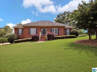 306 Bradford Cir, Trussville, AL 35173