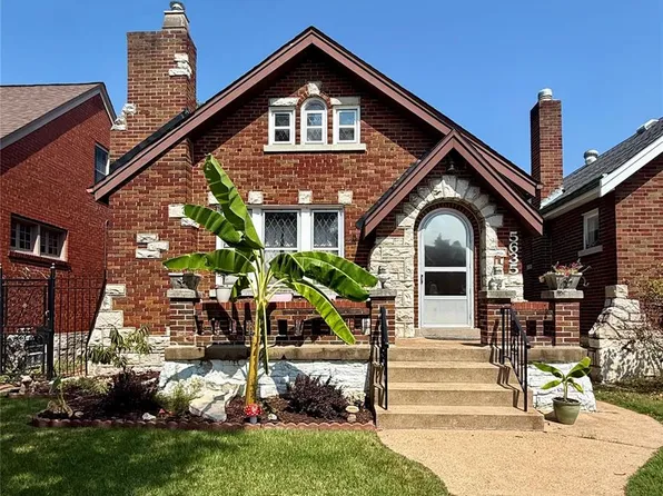 5635 Walsh St, Saint Louis, MO 63109