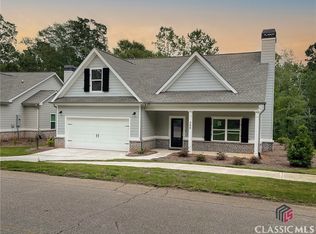 398 Sunset Dr, Statham, GA