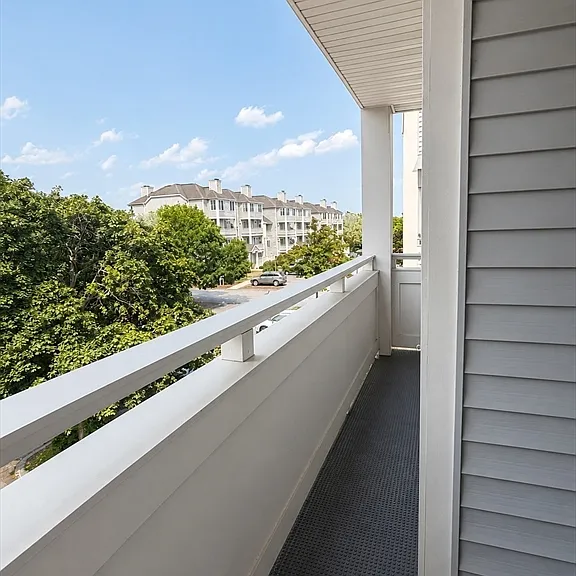 200 Falls Blvd #C302 — Photo 14