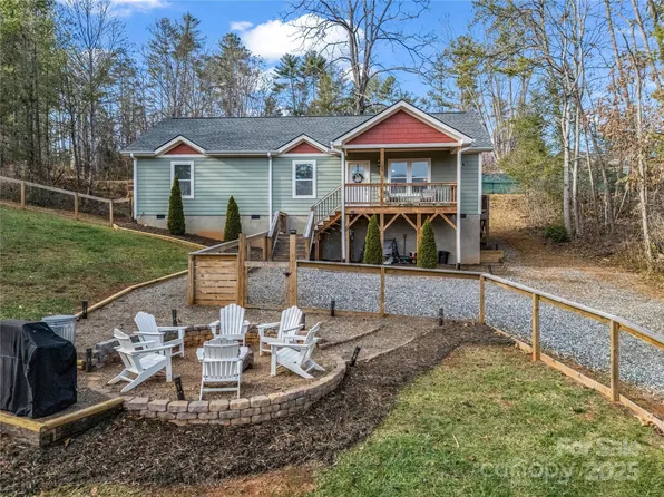 109 Elf Haven Ln, Weaverville, NC 28787