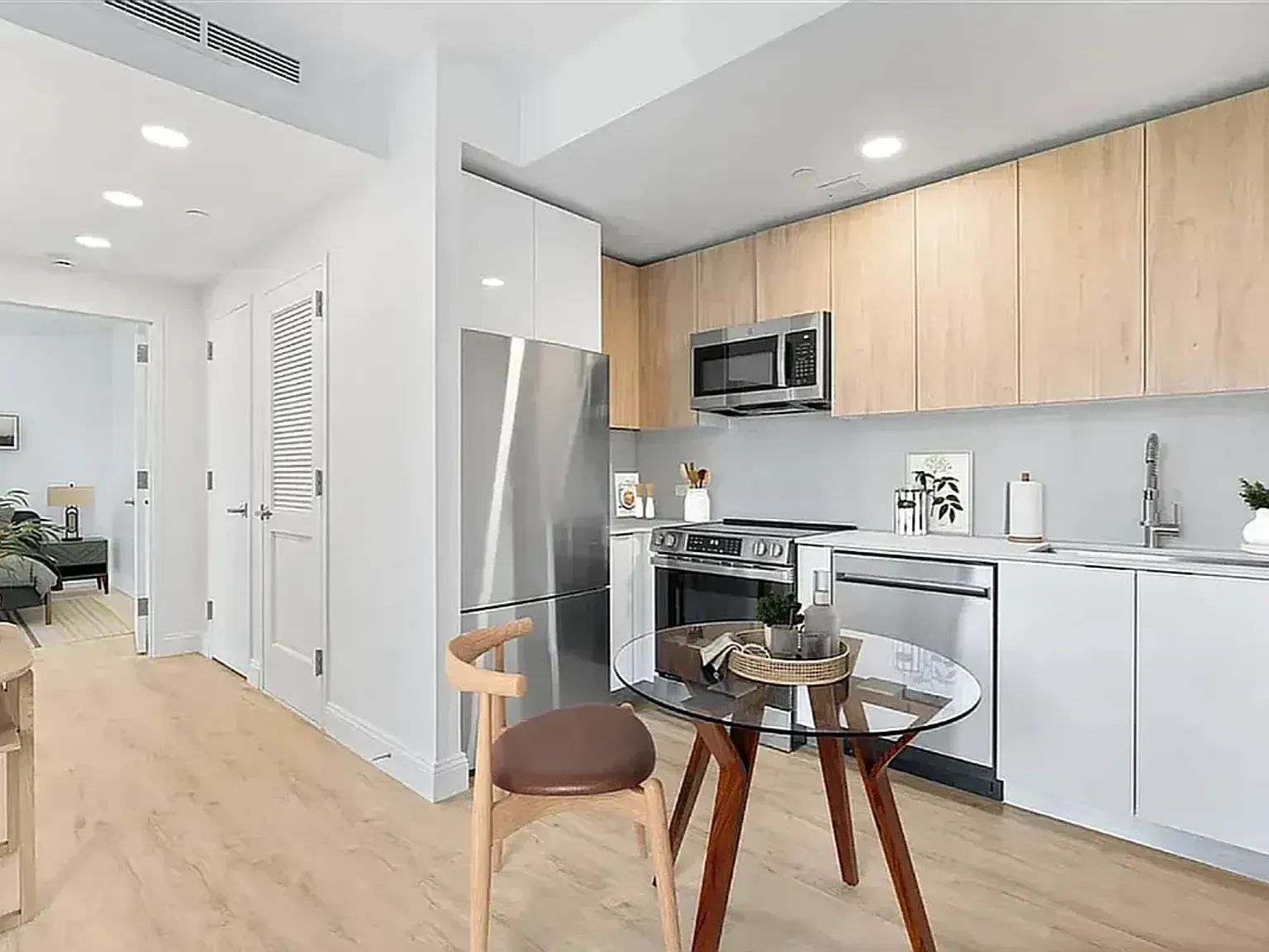 300 West 136th Street — Photo 3