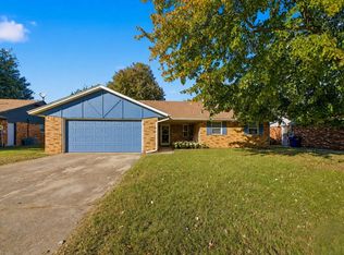 913 W Churchill Way, Mustang, OK 73064