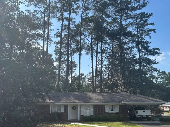 7 Preston Dr, Statesboro, GA 30458