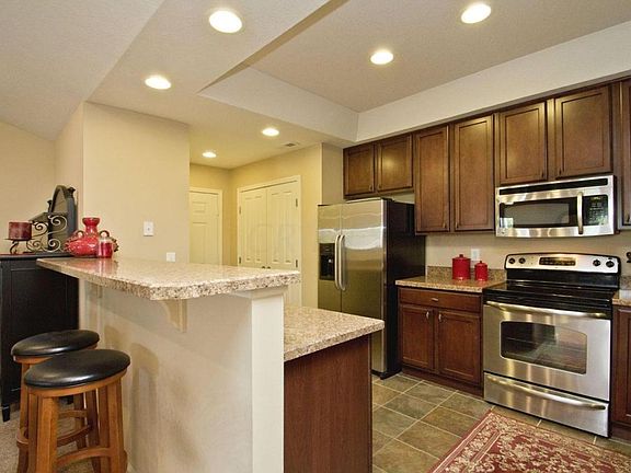 3rd image of 4257 Sighthill Ave