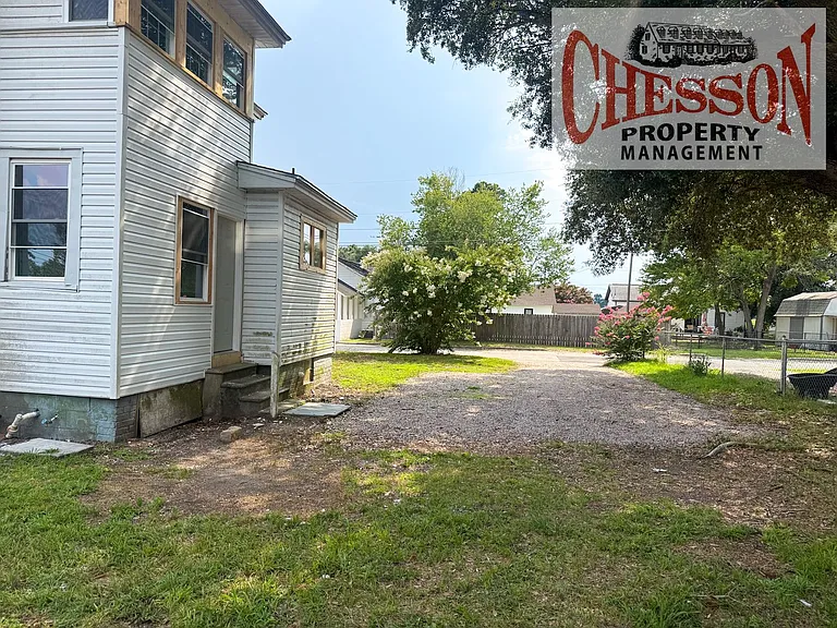 304 S Yelverton St — Photo 4