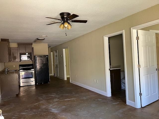 2nd image of 186 N Wind Ridge Ln #C