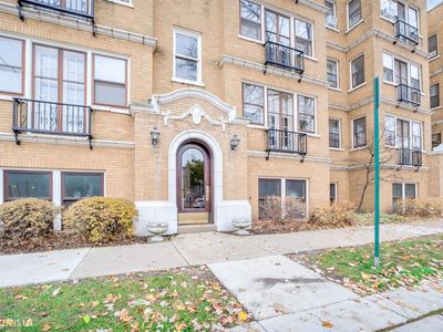 845 Pleasant St APT 2E, Oak Park, IL, 60302