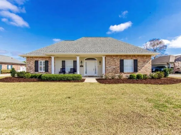 212 Davis Dr, Thibodaux, LA 70301